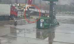 Otomobil Paramparça Oldu, 1 Kişi Yaralandı