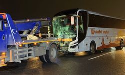 Zincirleme Kaza: 16 Araç Birbirine Girdi, 13 Yaralı