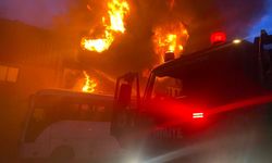 Alevler Depoyu Sardı: Faciadan Dönüldü