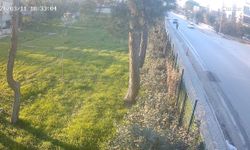 Bisikletliye Çarpan Otomobil Anbean Kamerada!