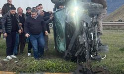 Kavşakta Korkutan Kaza: Otomobil Takla Attı