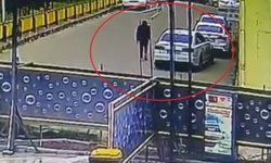 Kendi Kendine Giden Araç Trafiğe Daldı