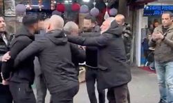 Seyyar Satıcı Zabıta Ekibine Saldırdı