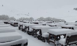 Nisan Sürprizi: Zirve Yeniden Beyaza Büründü