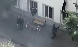 Okulda Silahlı Saldırı: 4 Ölü, 20 Yaralı!