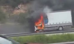 Seyir Halindeki Kamyon Alev Aldı!