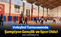 Voleybol Turnuvasında Şampiyon Gençlik ve Spor Oldu!