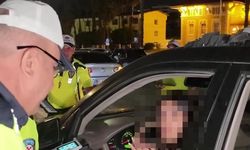 “Dur” İhtarına Uymadı, Polisi Ezdi: Şok Olay