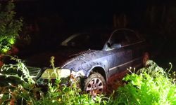 Kontrolden Çıkan Otomobil Tarlaya Uçtu… Sürücü Yok!