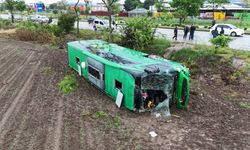 Tur Otobüsü Tarlaya Devrildi: 46 Yaralı!