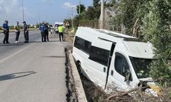 Minibüsü Kaçırdı, 4 Kilometre Sonra Feci Kaza Yaptı