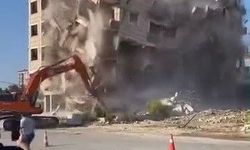 Depremde Hasar Gören 6 Katlı Bina Böyle Yıkıldı!