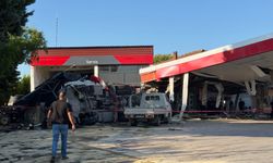 Kontrolden Çıkan Tır Akaryakıt İstasyonuna Daldı: 1 Ölü, 2 Yaralı