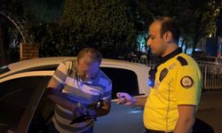 Polis Noktasını Görünce Aracını Durdurdu! 'Sigara Almaya Geldim' Dedi