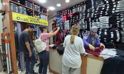 Okul Kıyafetlerinde Fiyatlar Arttı! Velilere “Son Günü Beklemeyin” Uyarısı