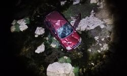 Otomobil Köprüden Çaya Uçtu: 4 Yaralı!