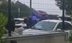 Çocuğunu Okula Bırakmaya Gelmişti, Ayağından Vuruldu