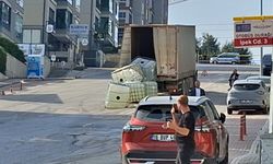 Kimyasal Madde Taşıyan Araçta Korkutan Olay: Sülfürik Asit Yola Saçıldı