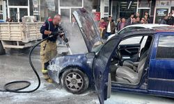 Seyir Halindeki Otomobil Alev Aldı