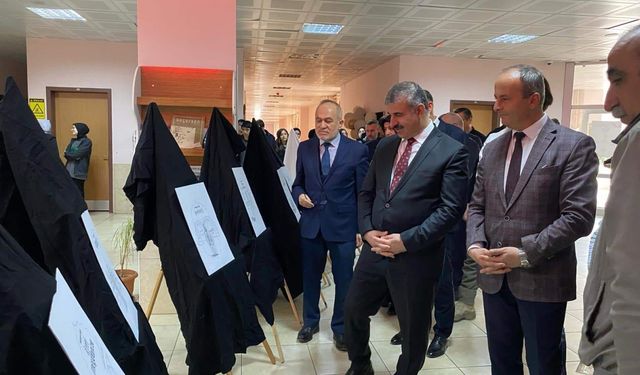 Hacı Murad-ı Veli Anadolu İmam Hatip Lisesi bünyesinde "Çizgilerle Bir Mevlevi Tekkesi" temalı resim sergisi açıldı
