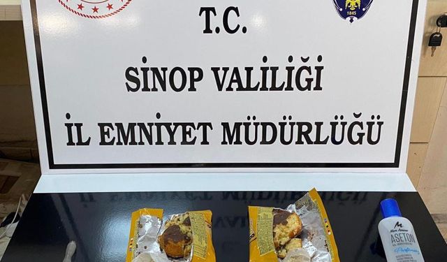 Sinop'un Boyabat ilçesinde kek paketlerindeki gizli uyuşturucu ele geçirildi