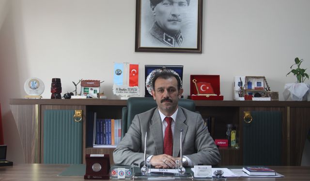 Petrol-İş Sendikası Çankırı Şube Başkanı Halil İbrahim Topçu'dan 23 Nisan mesajı