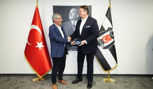 Beşiktaş Başkanı Hasan Arat, Fernando Santos'a teşekkür etti