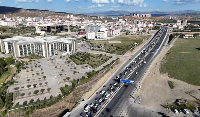 Bayram tatilinde Kırıkkale’den toplam 1 milyon 334 bin 923 araç geçiş yaptı