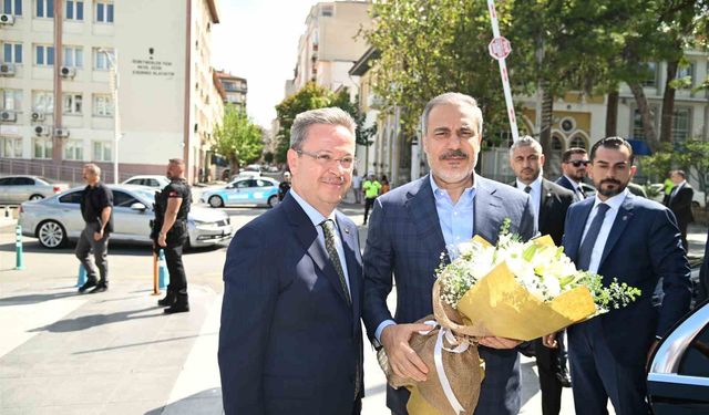 Dışişleri Bakanı Hakan Fidan, Manisa’da bir dizi program gerçekleştirdi