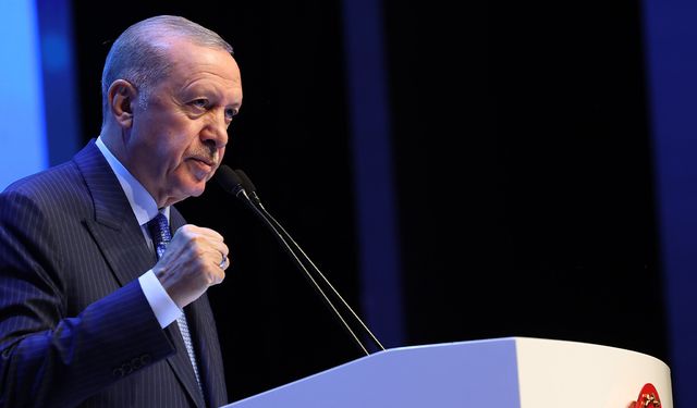 Cumhurbaşkanı Erdoğan: "Gazzeli kardeşlerimiz kahramanca direniyor"