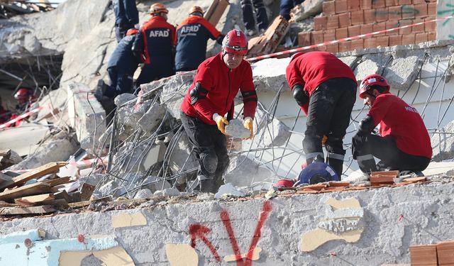 Bolu’da Gerçeğini Aratmayan Deprem Tatbikatı: Ekipler Koordineli Çalıştı