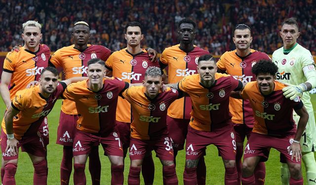 Galatasaray, Samsunspor karşısında 2 zorunlu değişiklikle sahaya çıktı