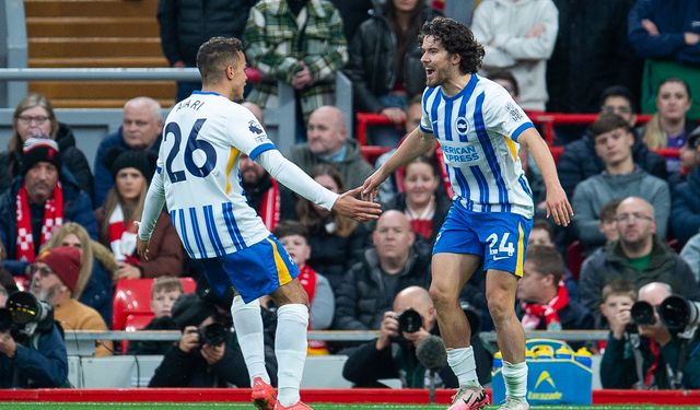 Liverpool, Brighton'ı 2-1 mağlup ederek liderliğe yükseldi