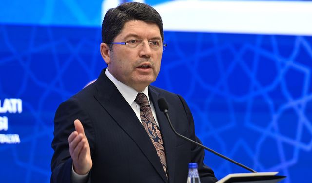 Adalet Bakanı Tunç: "Bağımsız yargının kararına saygı gösterilmeli"