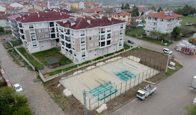Başkan Arslan’dan Spor Sahalarına Yakın Takip