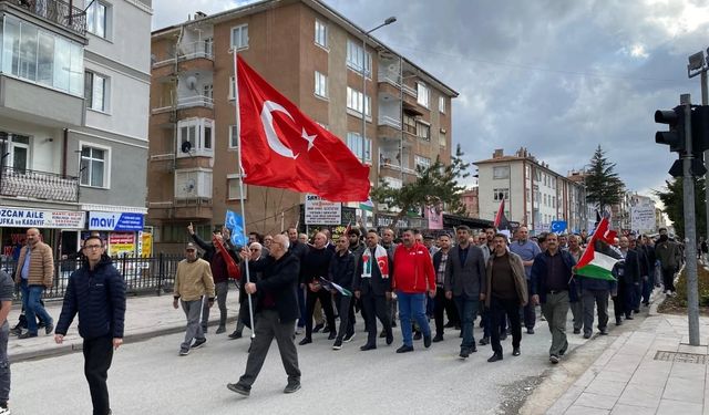 Zalimlere Karşı Güçlü Ses: Gazze ve Doğu Türkistan’a Destek Yürüyüşü