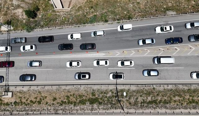 43 İli Birbirine Bağlayan Kırıkkale’de Dönüş Yoğunluğu Başladı