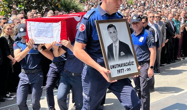 Manisa Başkanı Ferdi Zeyrek’e Gözyaşlarıyla Veda