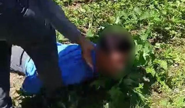 Otomobil Kullanıcısı Gençlere Kasklı Şüpheli Şiddet Uyguladı
