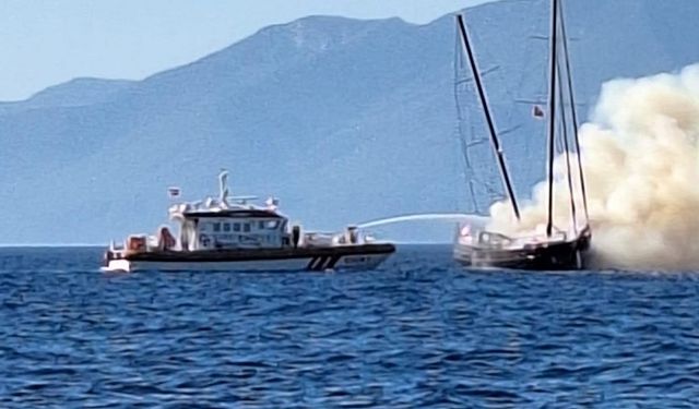 Bodrum’da Lüks Gulet Alev Alev Yandı: 13 Kişi Son Anda Kurtarıldı