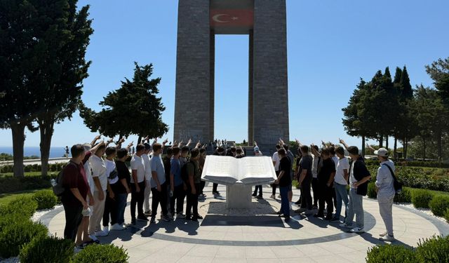 Yeşilyurt Genç Meclisi Üyeleri Çanakkale’de Tarihi Mekanları İnceledi