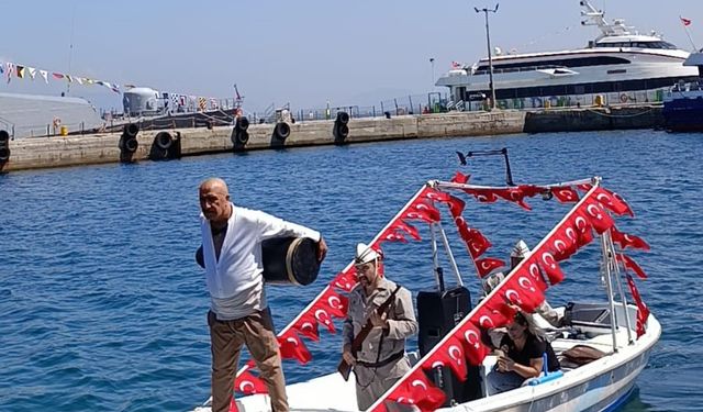 Mudanya’da Seyitonbaşı Anması: Denizde Bayraklı Tören ve Tiyatro Gösterisi