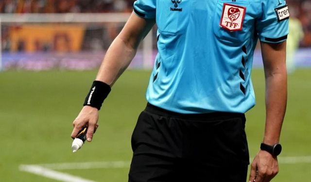 Süper Lig’de 8. Hafta Hakemleri Açıklandı: Derbiyi Yasin Kol Yönetecek