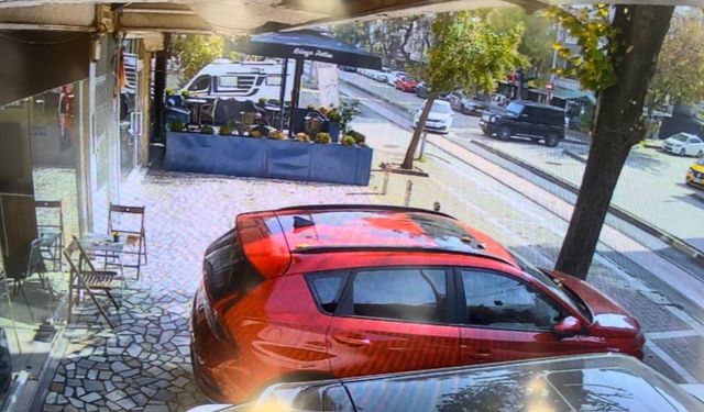 15 Milyonluk Cip Kaza Getirdi, Tatlıcı Dükkanında Müşteri Yoktu