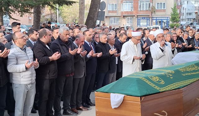 Bakan Kacır Katıldı: Zekeriya Coştu’nun Annesi Bedriye Coştu İçin Cenaze Namazı Kılındı