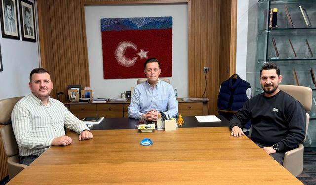 Görev Sürelerini Tamamlayan İlçe Başkanlarıyla Bir Araya Geldi