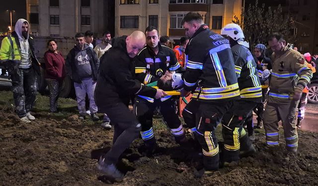 Bartın’da Feci Kaza Otomobil TIR Dorsesine Ok Gibi Saplandı