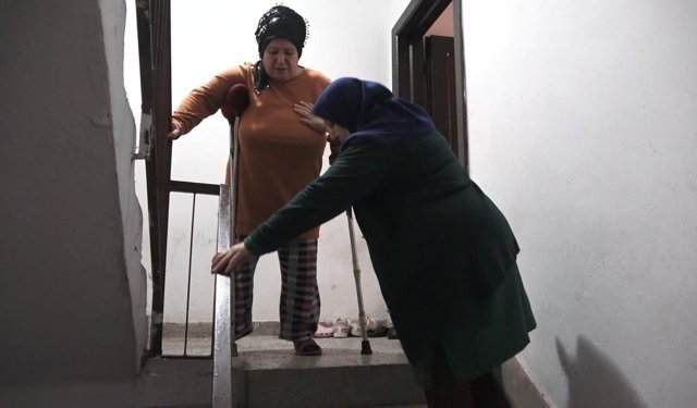 Engelli Maaşı Kiraya Yetmiyor Sevim Uzun Hayata Tutunmaya Çalışıyor