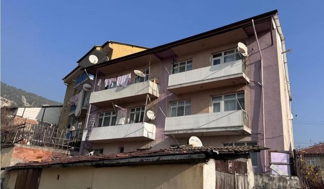 Şok Eden Olay: Vücudunda İz Yok, Ölüm Nedeni Araştırılıyor!