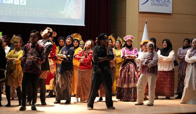 Uzak Doğu Kültürü KBÜ’de Sahne Aldı Endonezya Festivali Yoğun İlgi Gördü